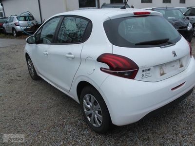 Peugeot 208 I .