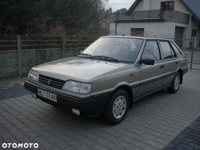 Polonez Caro