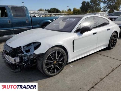 Porsche Panamera 3.0 benzyna 2020r. (SACRAMENTO)