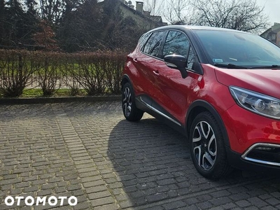 Renault Captur 1.2 TCe Helly Hansen EDC