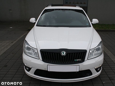 Skoda Octavia Combi 2.0 TDI CR DPF DSG RS