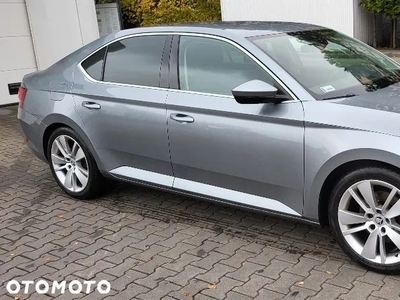 Skoda Superb 2.0 TDI 4x4 Style DSG