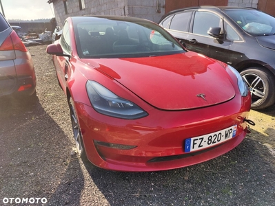 Tesla Model 3 Langstreckenbatterie Allradantrieb Dual Motor