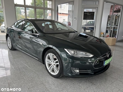 Tesla Model S Standard