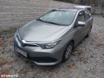 Toyota Auris 1.6 Active