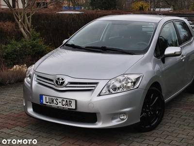 Toyota Auris 1.6 Valvematic Multidrive S Executive