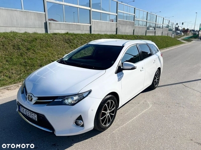 Toyota Auris 1.6 Valvematic Touring Sports Life Plus