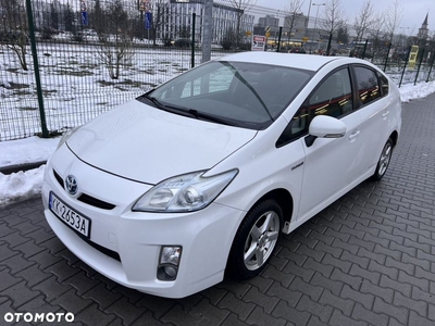 Toyota Prius (Hybrid)