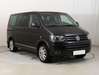 Volkswagen Caravelle , L1H1, 7 Miejsc