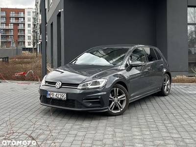 Volkswagen Golf 1.5 TSI OPF R-Line