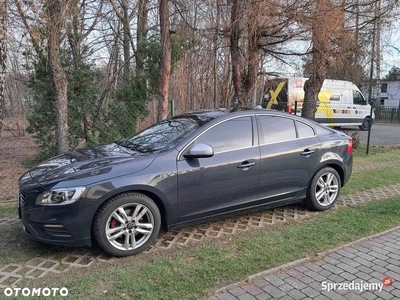 Volvo S60 D3 Drive-E R-Design Momentum