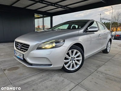 Volvo V40 CC D2 Drive-E SCR Summum