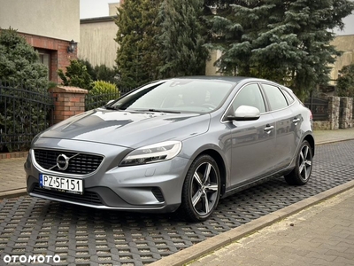 Volvo V40 D2 Drive-E R-Design Momentum