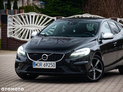 Volvo V40 D3 Drive-E R-Design Momentum