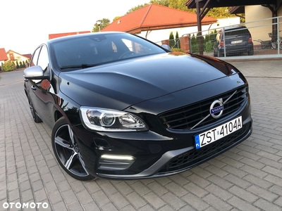 Volvo V60 D4 Drive-E R-Design Momentum