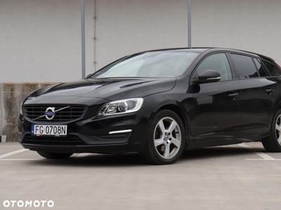 Volvo V60 D4 Geartronic Momentum