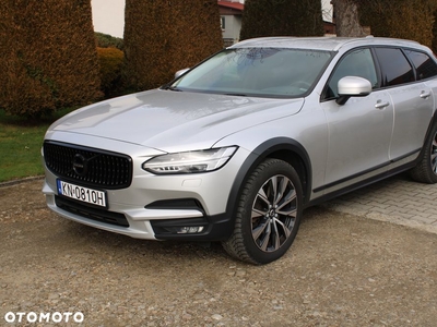 Volvo V90 D4 Momentum Pro