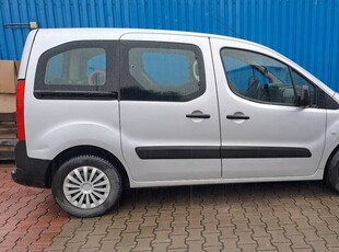 Berlingo 1.6 HDI 2009 hak