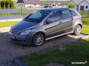 Mercedes-Benz Klasa B 180 CDI 109 KM automat lift