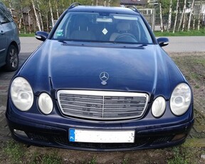 Mercedes E klasa kombi W211 granatowy