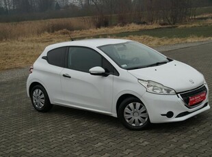 Peugeot 208 1,4 95 KM