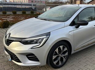 Renault Clio Automat 2023 r tylko 17 tys przebiegu