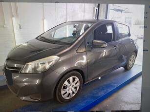 Toyota Yaris 2014 1.0 VVT