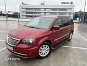 Używany Chrysler Town & Country 2016