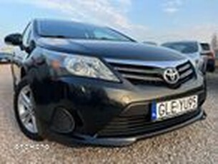 Używany Toyota Avensis 2012