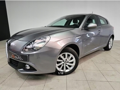 Alfa Romeo Giulietta Nuova II Hatchback 5d Facelifting 2016 1.4 TB 16v 120KM 2017