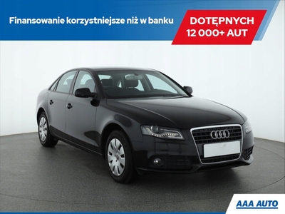 Audi A4 B8 Limousine 1.8 TFSI 120KM 2011