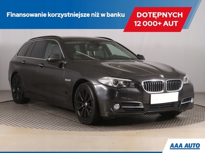 BMW Seria 5 F10-F11 Touring Facelifting 525d 218KM 2015