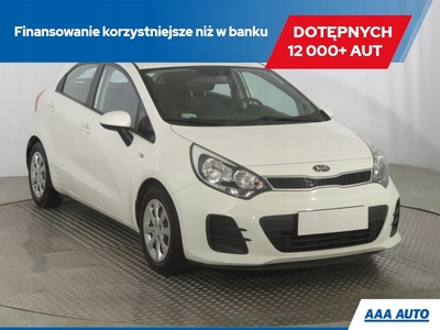 Kia Rio III Hatchback 5d Facelifting 1.2 DOHC CVVT 84KM 2015