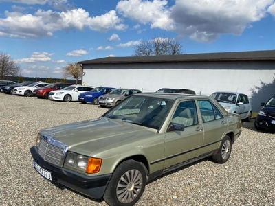 Mercedes 190 2.5 D 91KM 1986