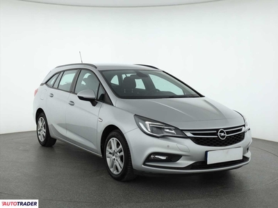Opel Astra 1.4 147 KM 2018r. (Piaseczno)