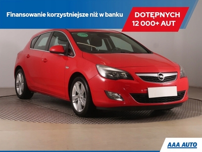 Opel Astra J Hatchback 5d 1.6 Turbo ECOTEC 180KM 2010