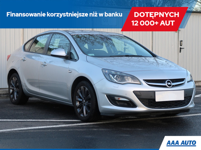 Opel Astra J Sedan 1.4 Turbo ECOTEC 140KM 2016