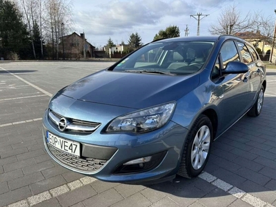 Opel Astra J Sports Tourer Facelifting 1.4 Turbo ECOTEC 120KM 2015