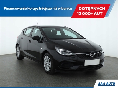 Opel Astra K Hatchback Facelifting 1.2 Turbo 130KM 2020