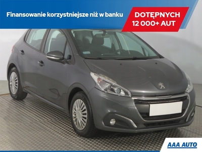 Peugeot 208 I Hatchback 5d Facelifting 1.2 PureTech 82KM 2015