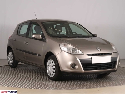 Renault Clio 1.1 73 KM 2009r. (Piaseczno)