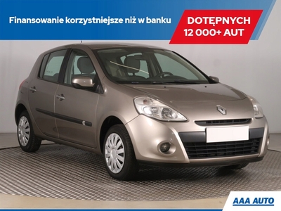 Renault Clio III Hatchback 5d 1.2 i 16V 75KM 2009