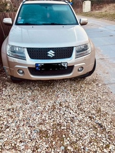 Suzuki Grand Vitara 2.4 De Luxe