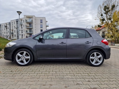 Toyota Auris 1.33, serwis ASO, polski salon, bezwypadkowy