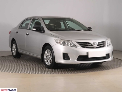 Toyota Corolla 1.4 88 KM 2012r. (Piaseczno)