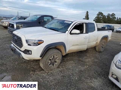 Toyota Tacoma 3.0 benzyna 2022r. (VALLEJO)