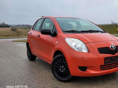 Toyota Yaris II Hatchback 5d 1.0 VVT-i 69KM 2006