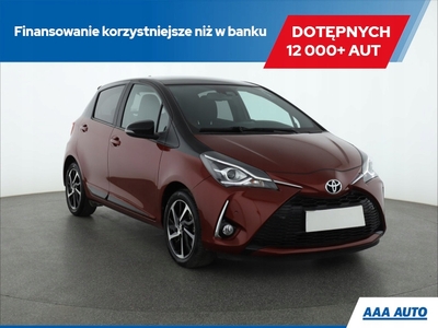 Toyota Yaris III Hatchback 5d Facelifting 2017 1.5 Dual VVT-iE 111KM 2020