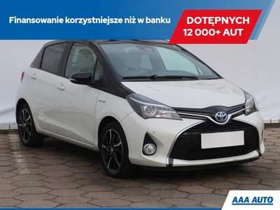 Toyota Yaris III Hatchback 5d Facelifting Hybrid 100KM 2016