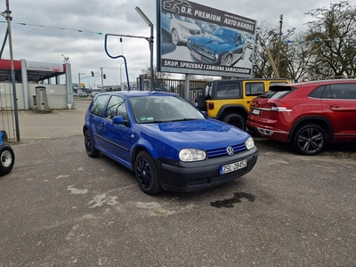 Volkswagen Golf IV Hatchback 1.4 16V 75KM 2001